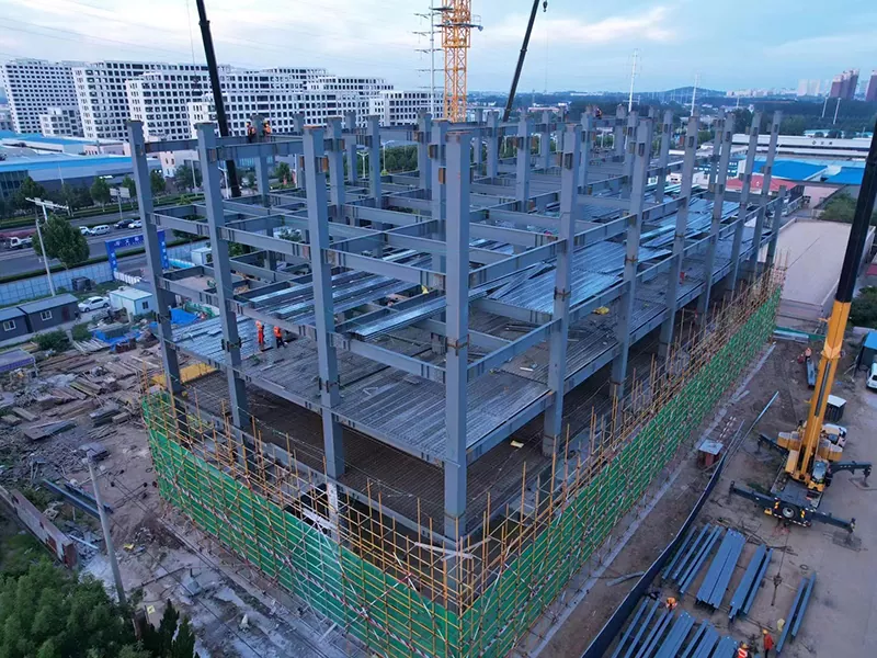 Rapide konstruis prefabrikitan hospitalan konstruadon